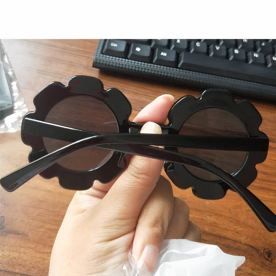 Lunettes de soleil pour bébé en forme de fleur