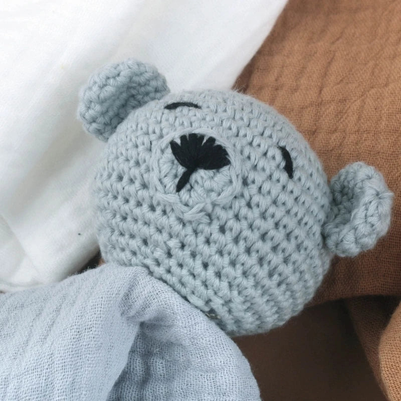 Doudou en crochet petit ours